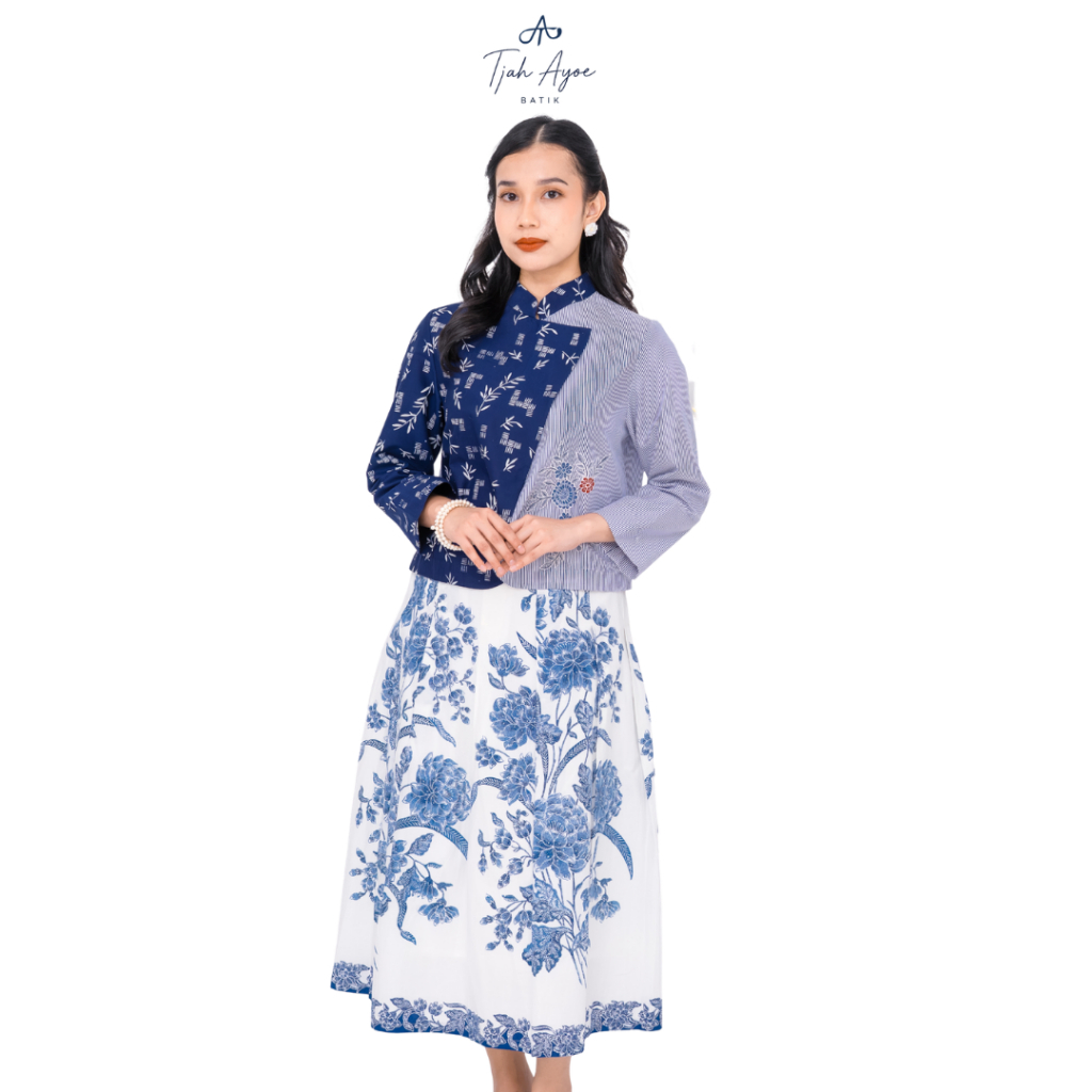 Batik Tjah Ayoe - One Set Kebaya Janggan Batik Kombinasi Stripe Rok Klok Batik Encim