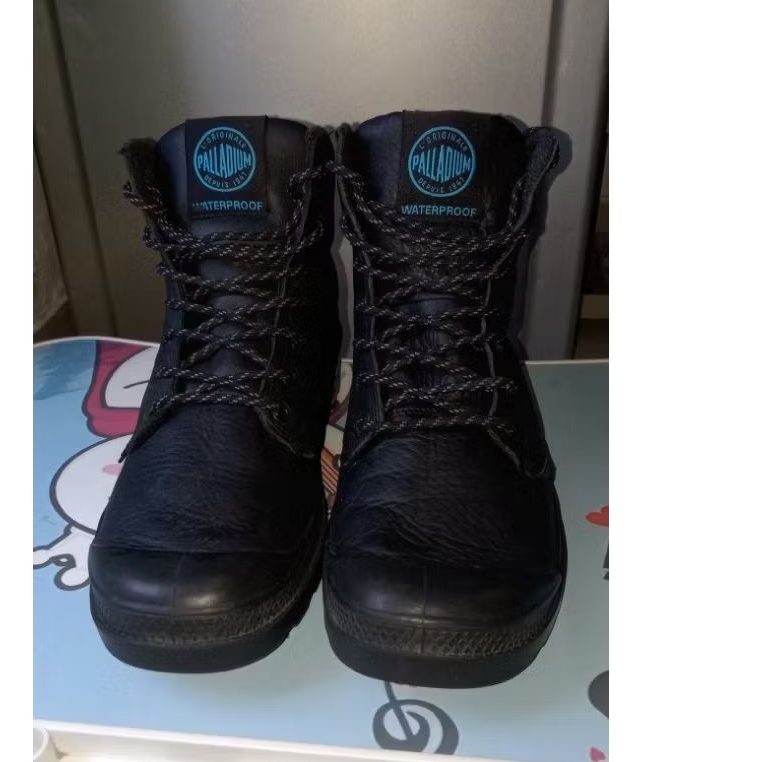 Palladium boots waterproof
