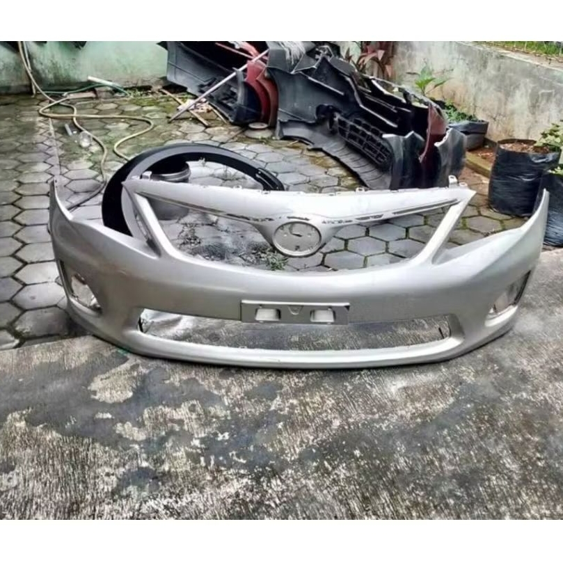 bumper bemper depan toyota altis 2010 2011 2012 original copotan