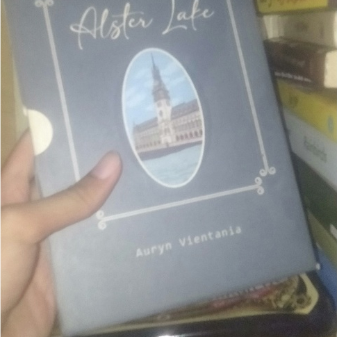 Preloved novel alster lake
