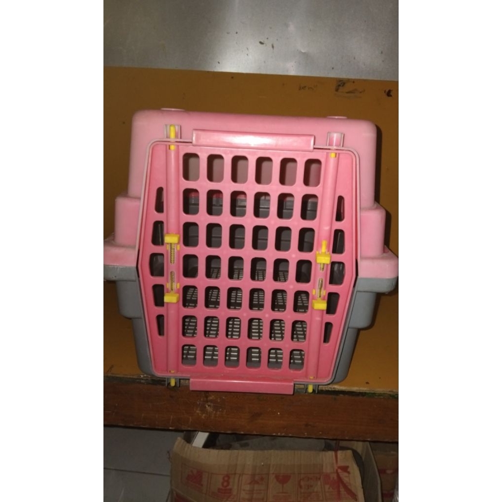 Pet cargo/Pet Carrier