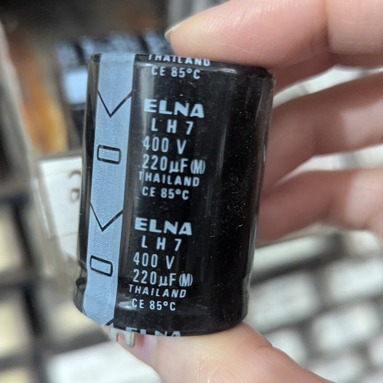 elco elna 220uf-400v