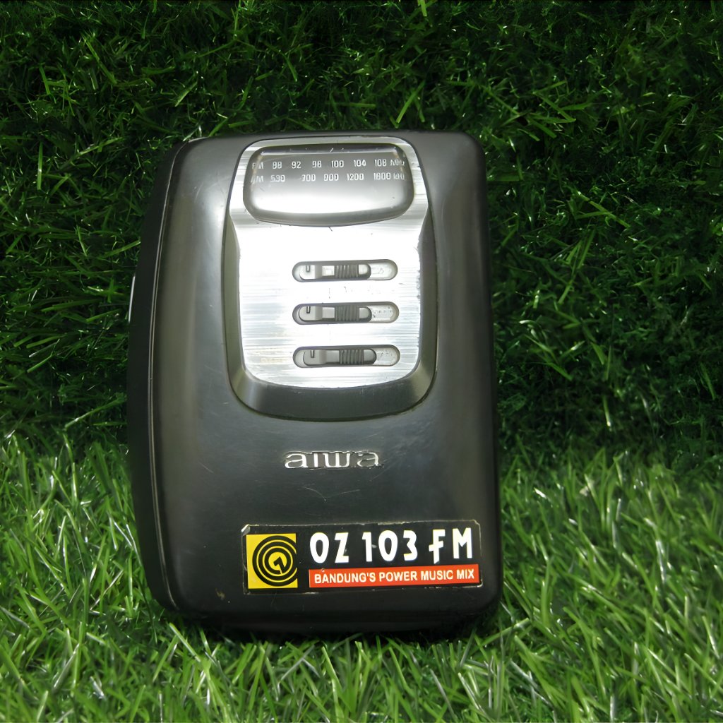 Walkman Aiwa HS-TA223 radio pemutar kaset