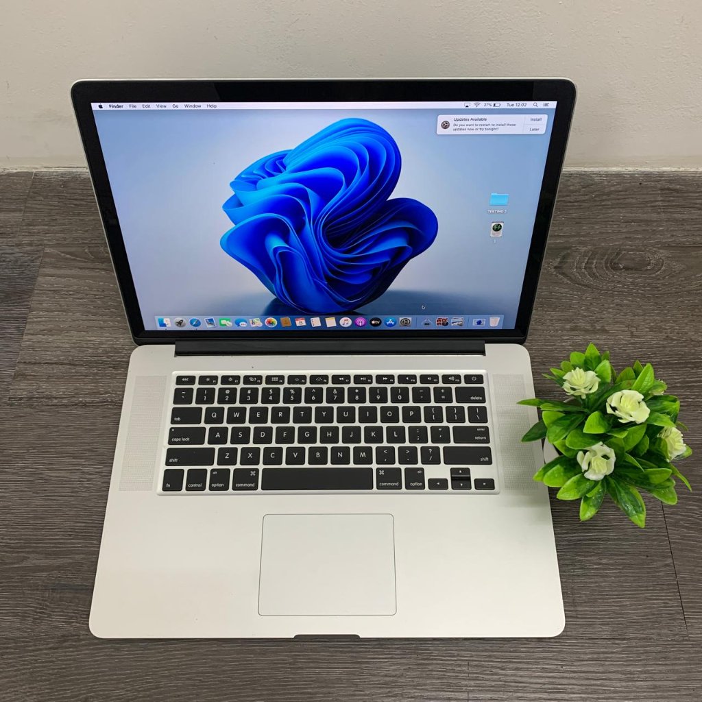 MacBook Pro Retina 15 inch 2012 intel core i7 RAM 16GB SSD 256/512GB second mulus luar dalam