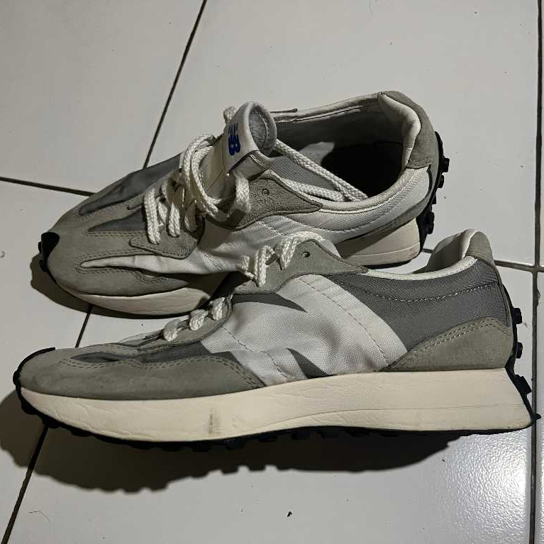 New Balance 327 MS327LAB