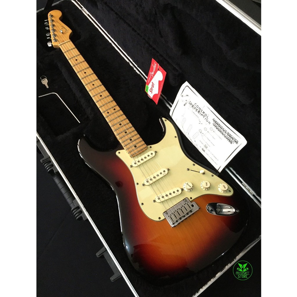 2010 FENDER AMERICAN DELUXE STRATOCASTER MADE IN USA