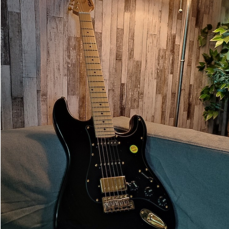 TOKAI AST-52SH GH BB/M GOLDSTAR SOUND IN BLACK BEAUTY ELECTRIC GUITAR
