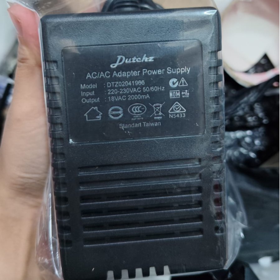 Adaptor AC 18V 2A New Power Input AC