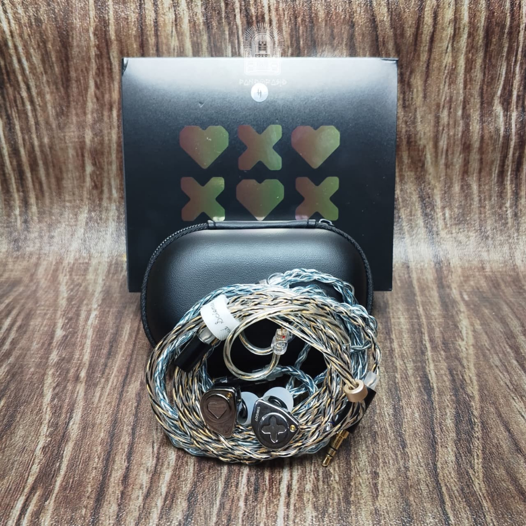 SIMGOT EW300 IEM + Xinhs Rainbow Blue Cable