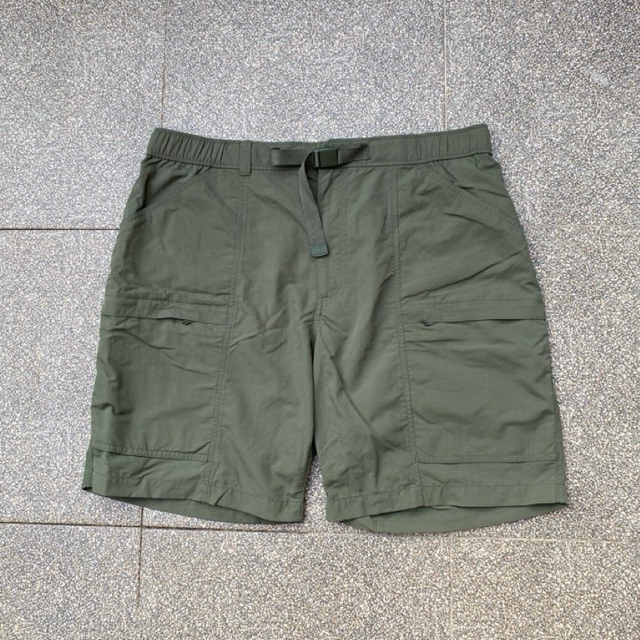 UNIQLO NYLON UTILITY GEARED SHORT PANT MEN