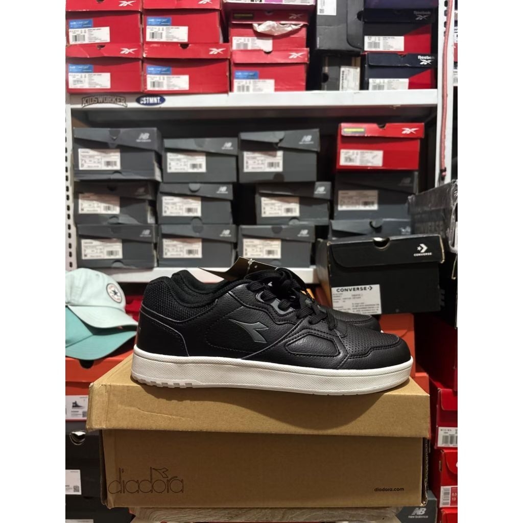 Diadora Natasha Black Men