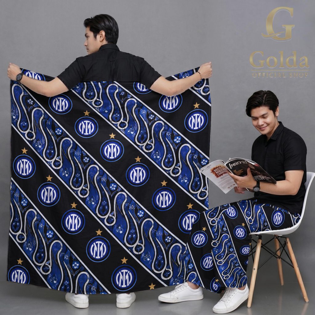 GOLDA Sarung Dewasa Fullprint Batik Parang Logo Klub Bola Inter Milan Hitam Biru