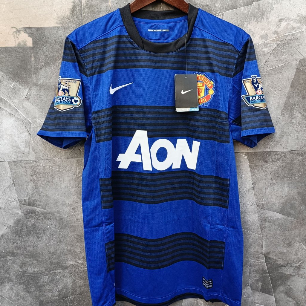 Man United Away 11/12 BNWT Signed Berbatov. MU Away 2011/2012 BNWT
