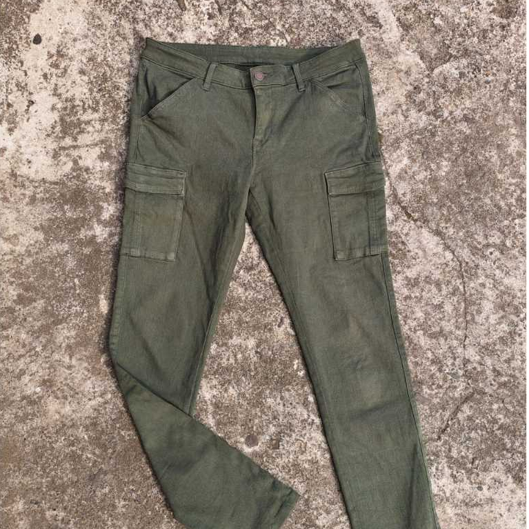Celana Cargo Hijau Army Uniqlo Second Pria
