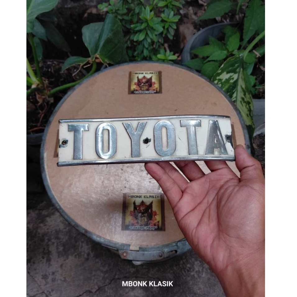 emblem belakang toyota hardtop fj bj jeep cj7 ORIGINAL logo emblem jeep hardtop fj40 bj40