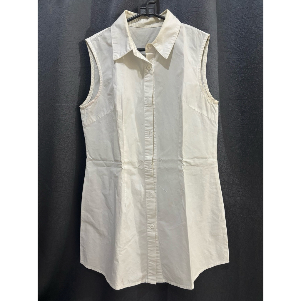 preloved sleeveless top