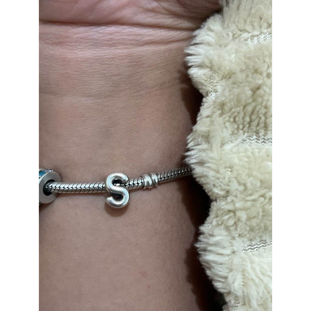 preloved charm initial s pandora