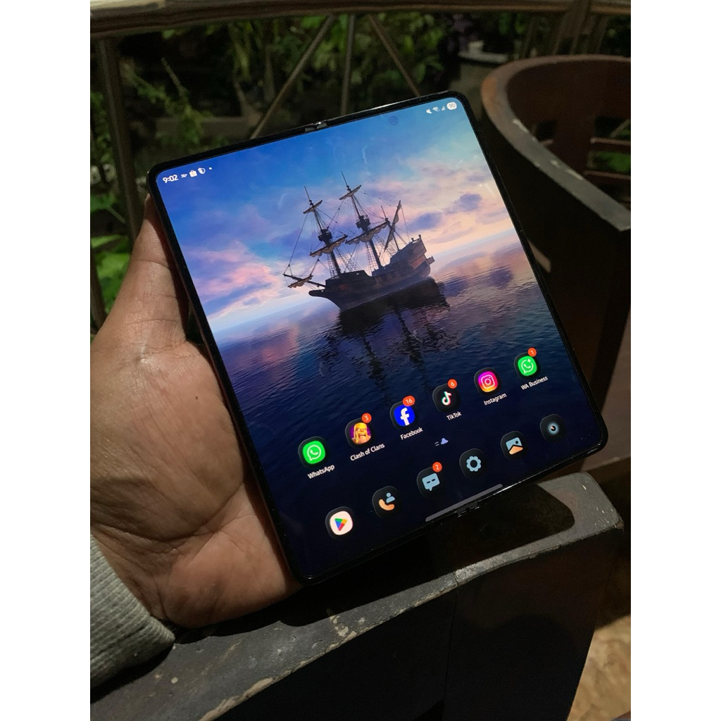 Samsung Z Fold 4 Limited Red Burgundy 12/512gb