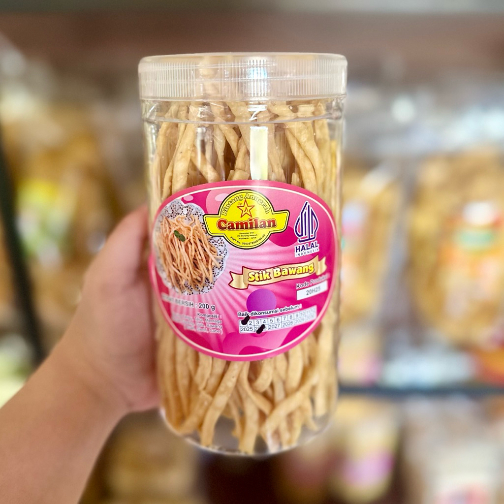 

STIK BAWANG / STIK PEDAS MANIS 200gr Enak Halal Isi Banyak Kemasan Toples