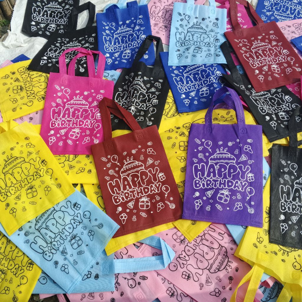 

( Harga Per PCS ) - Tas Goodie Bag Spunbond 25x35 Tas Happy Birthday Untuk Bingkisan Anak Tas Ulang Tahu