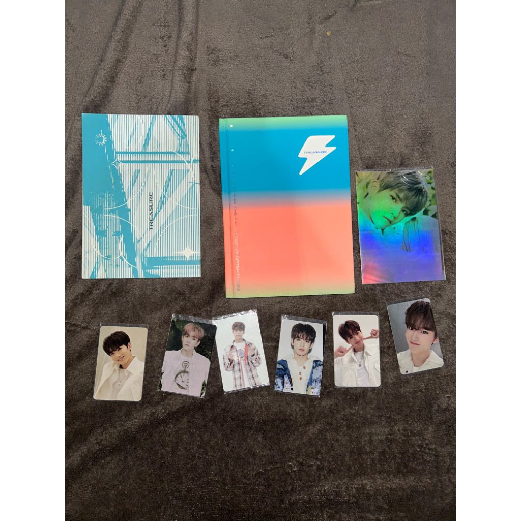 Album Treasure The First Step : Chapter Three