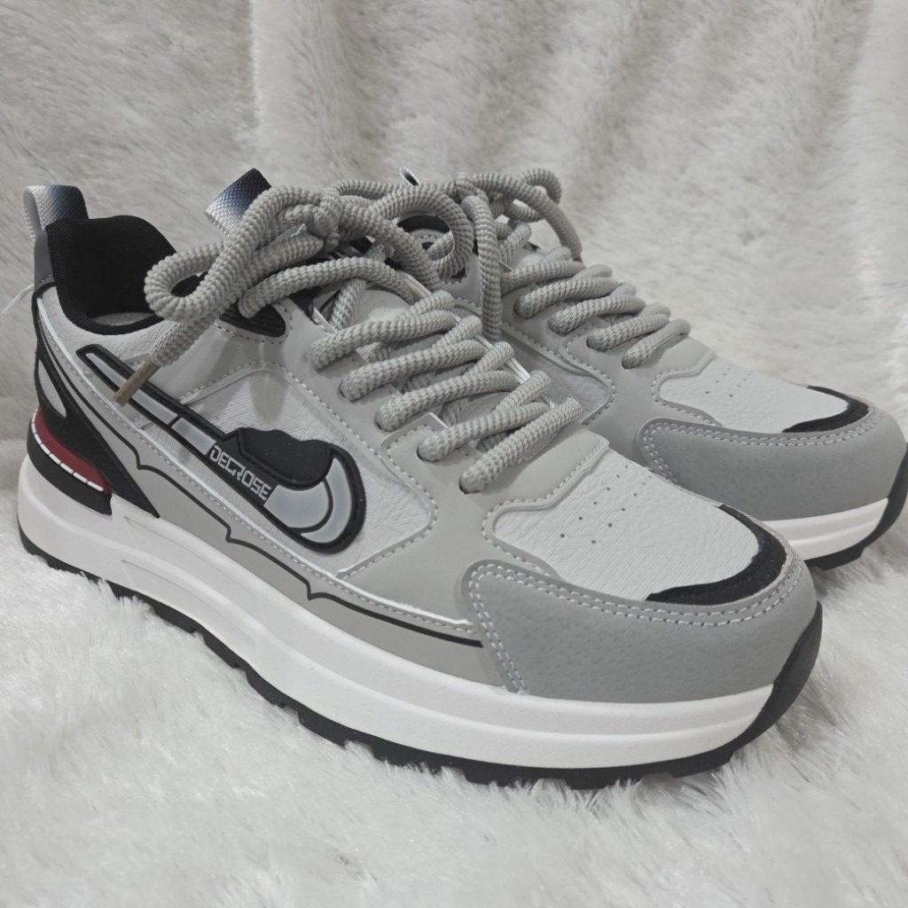 Sepatu sport sneakers dewasa laki laki 7601