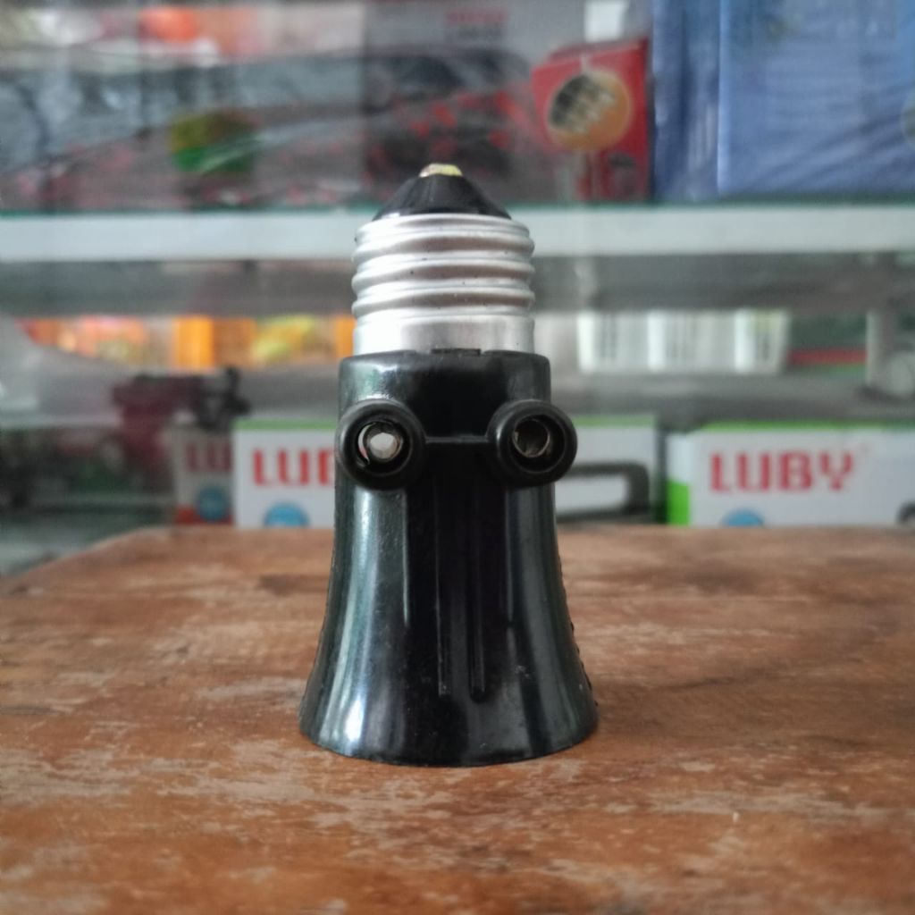 Fitting Kombinasi Broco – Colokan & Fitting Lampu