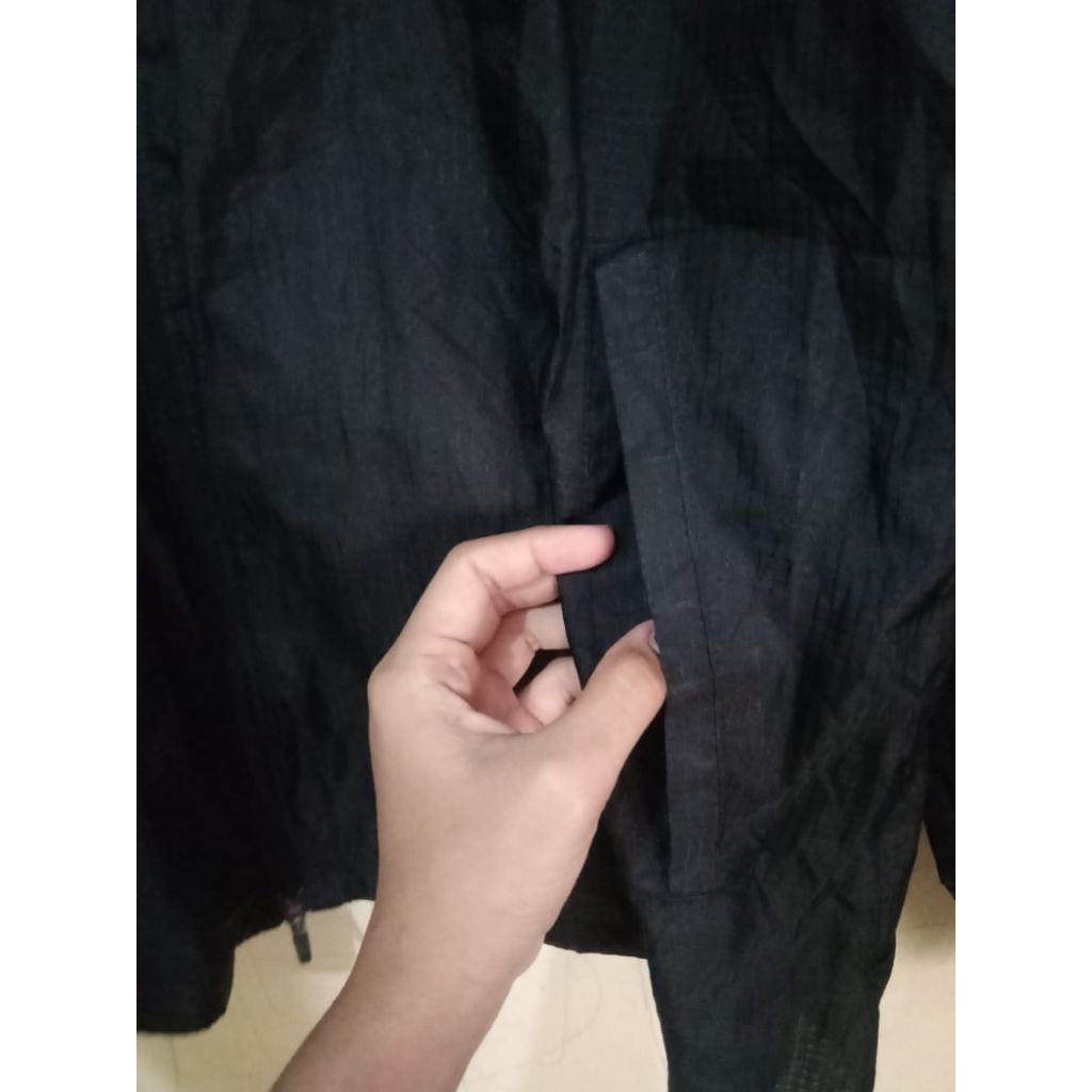 jaket running second