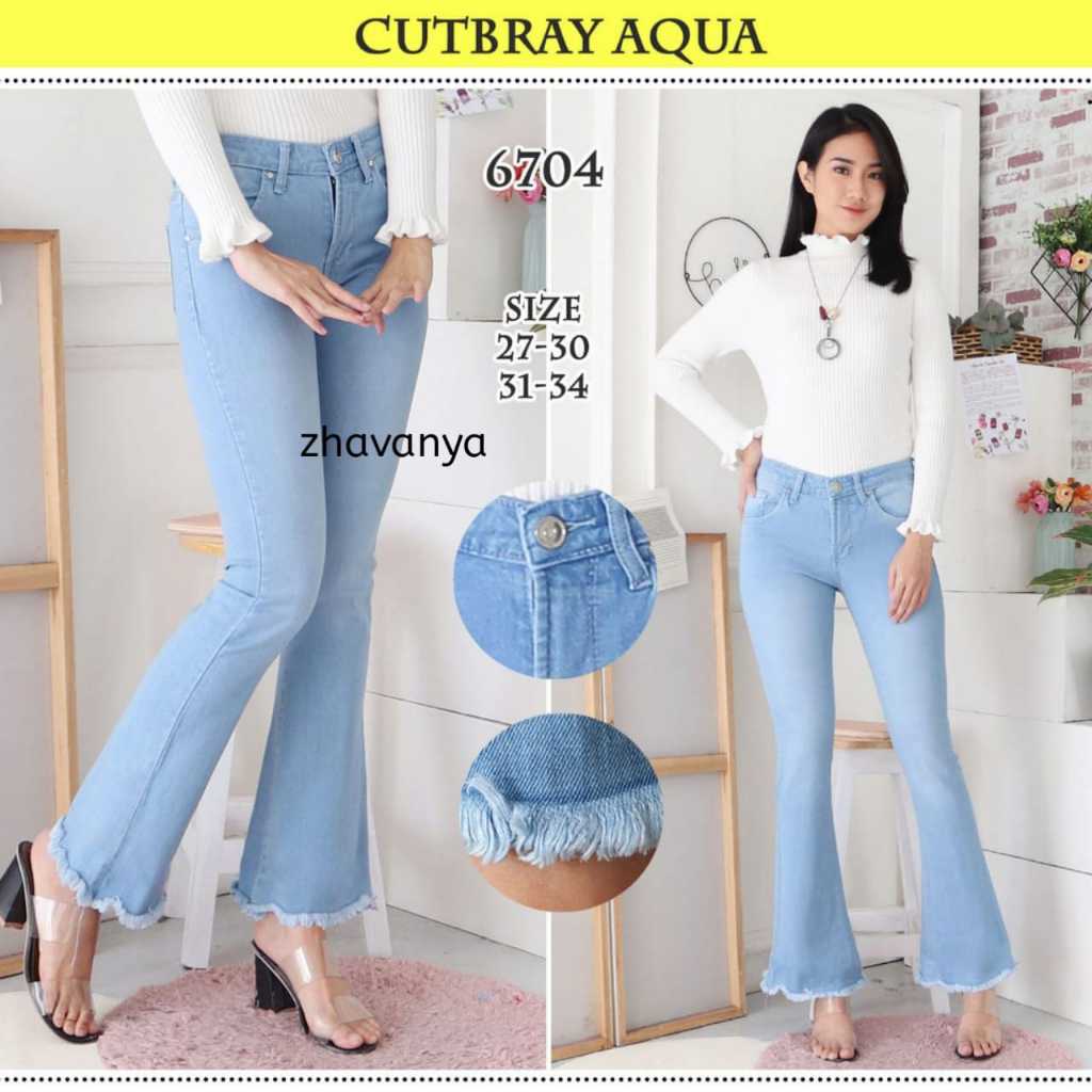 Celana Jeans Cutbray Rawis Basic Wanita-Celana Jeans Wanita Cutbray Rawis-Jeans Cutbray Rawis-Celana