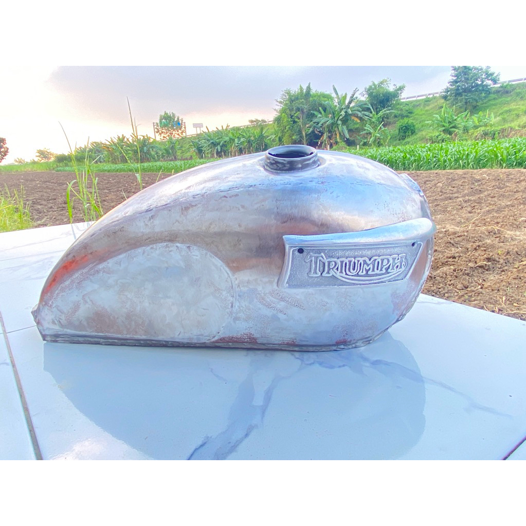 Tangki motor british custom tengki motor custom Britis PNP Megapro MP Cb GL tiger scorpio thunder by