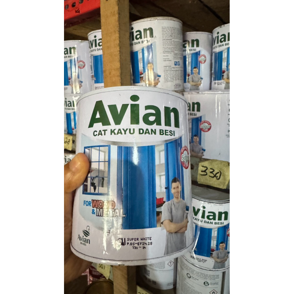 Avian Cat kayu dan besi, cat bes kayu 0,9L
