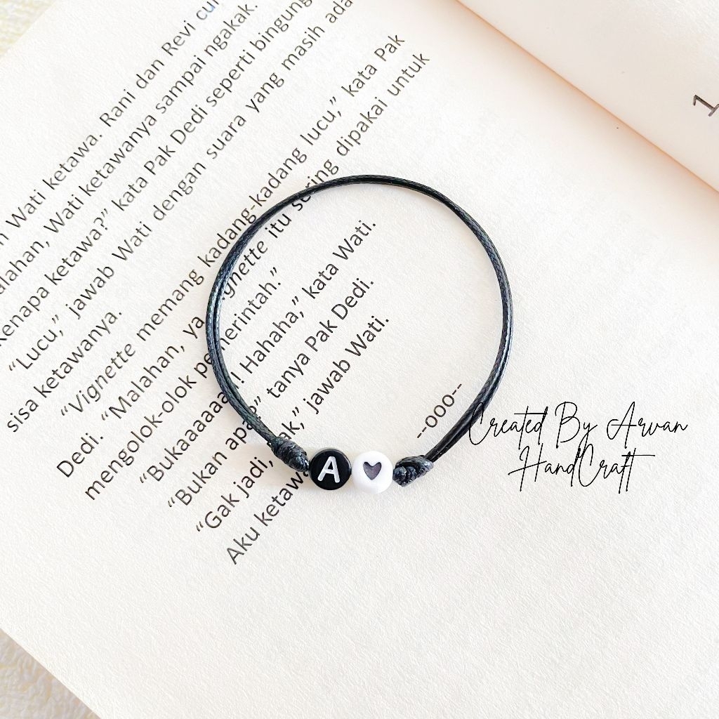 Gelang Inisial Huruf Love Bulat // Gelang Tali Inisial Love