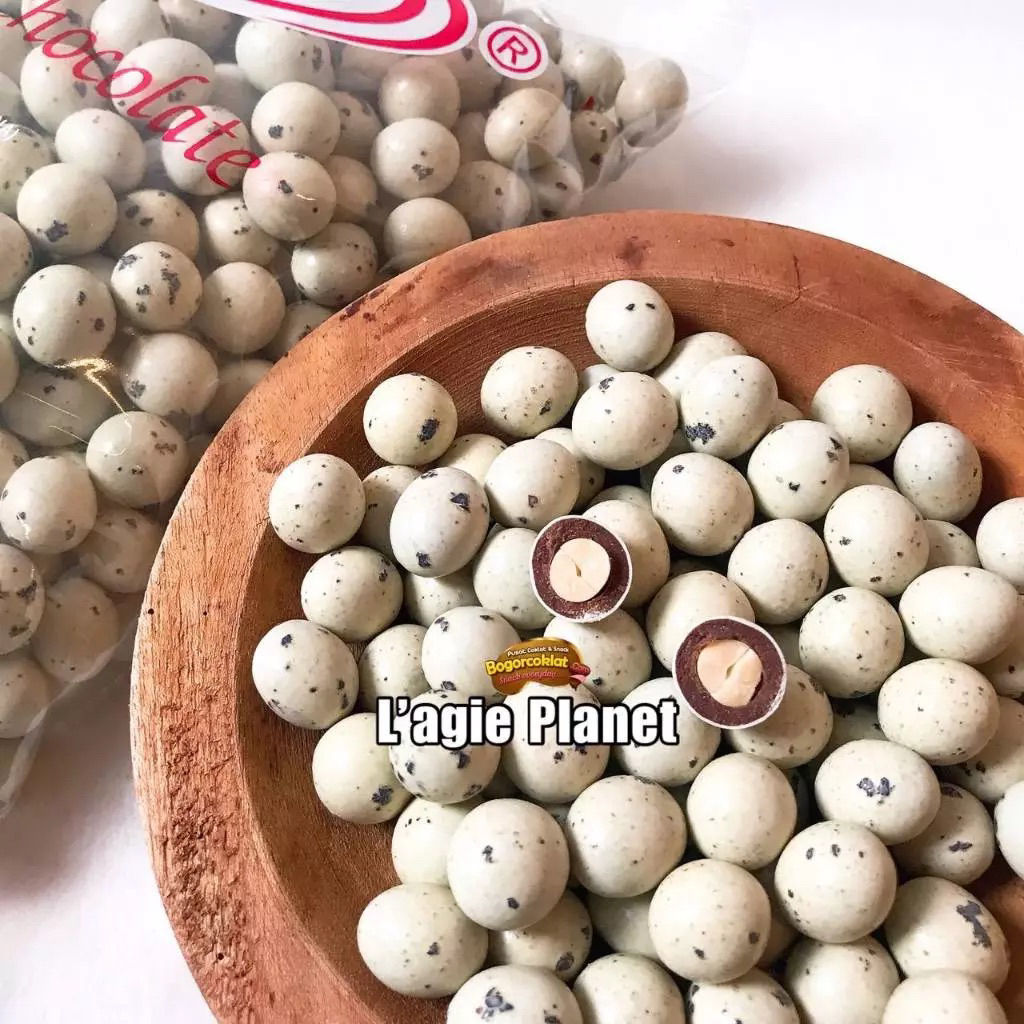 

COKLAT L’AGIE GOLDEN CITY CHOCOBALL, CHOCOBALL PLANET LAGIE