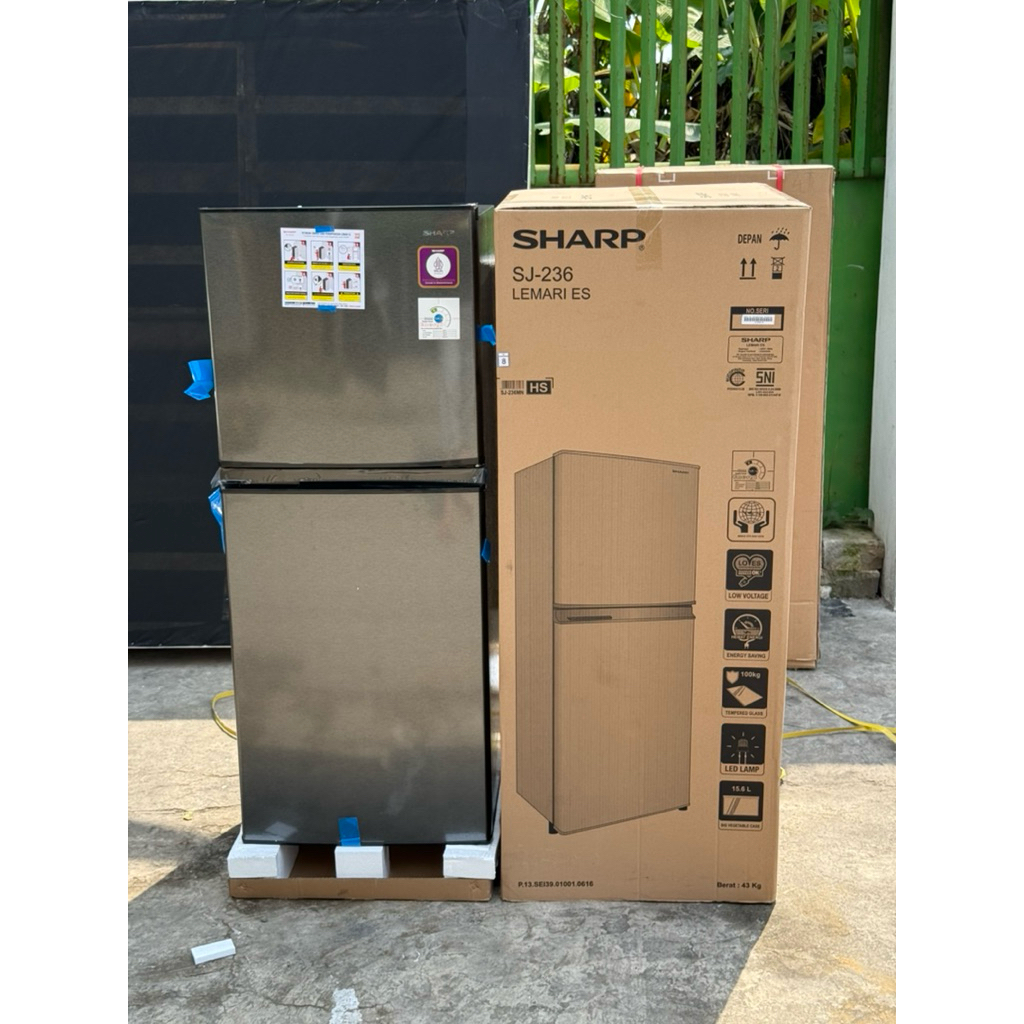 Kulkas SHARP 2 pintu SJ-236 / Lemari Es