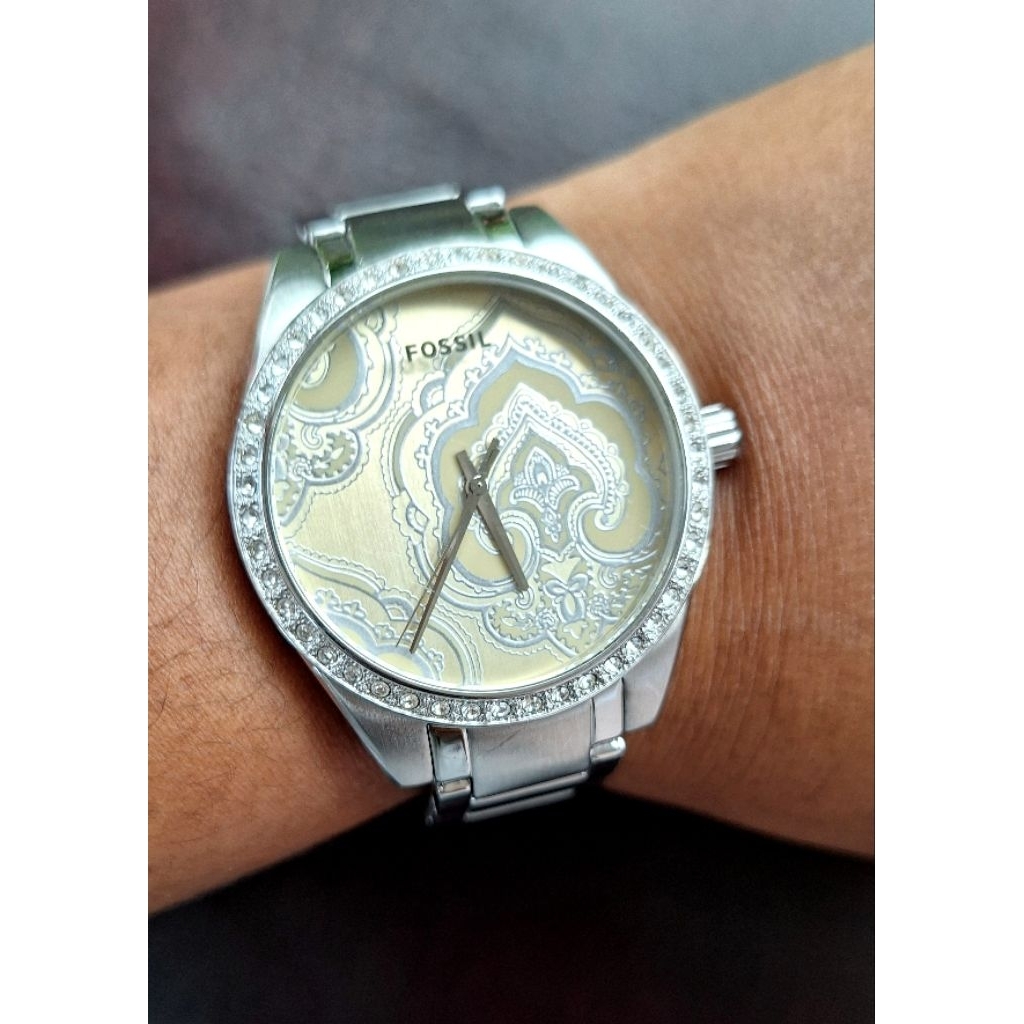 Jam Tangan Wanita Unik Rantai Silver Batik Prelove