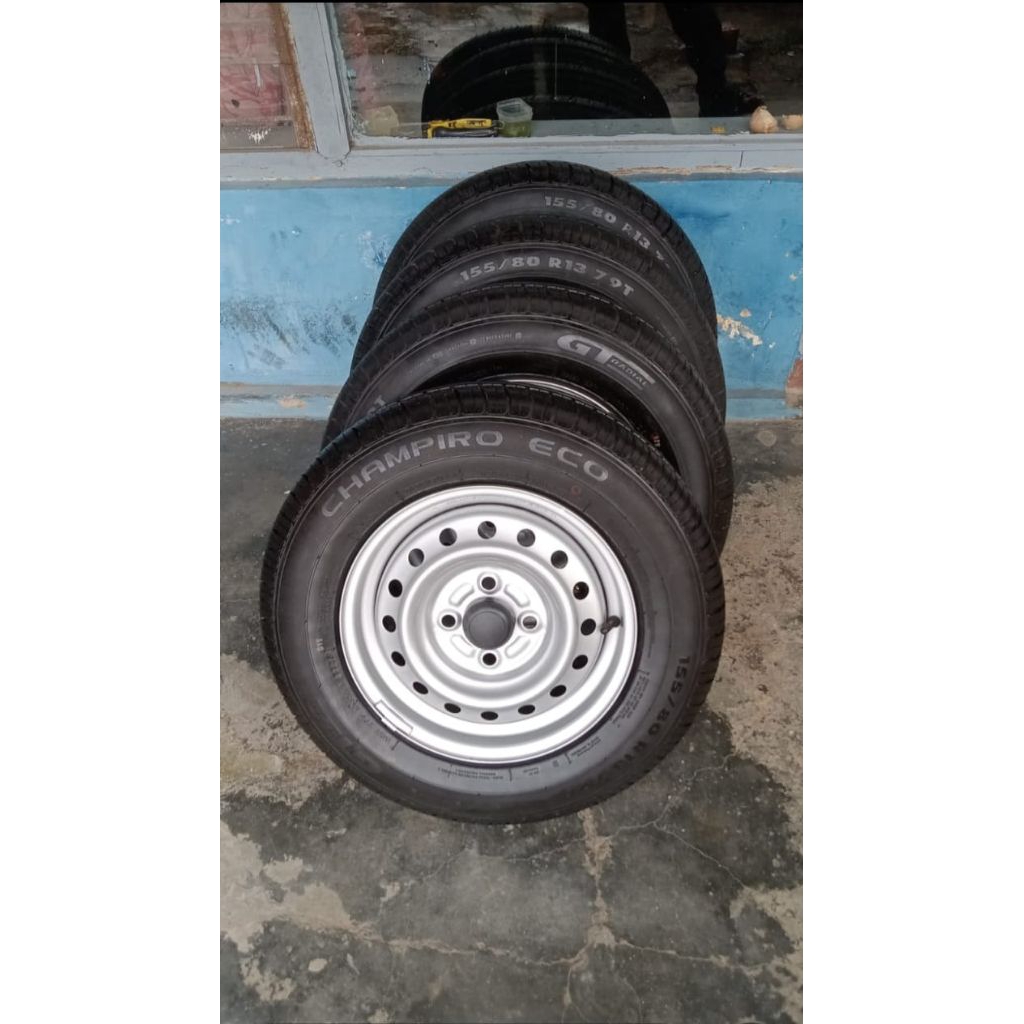 BAN MOBIL SIGRA + VELK R13