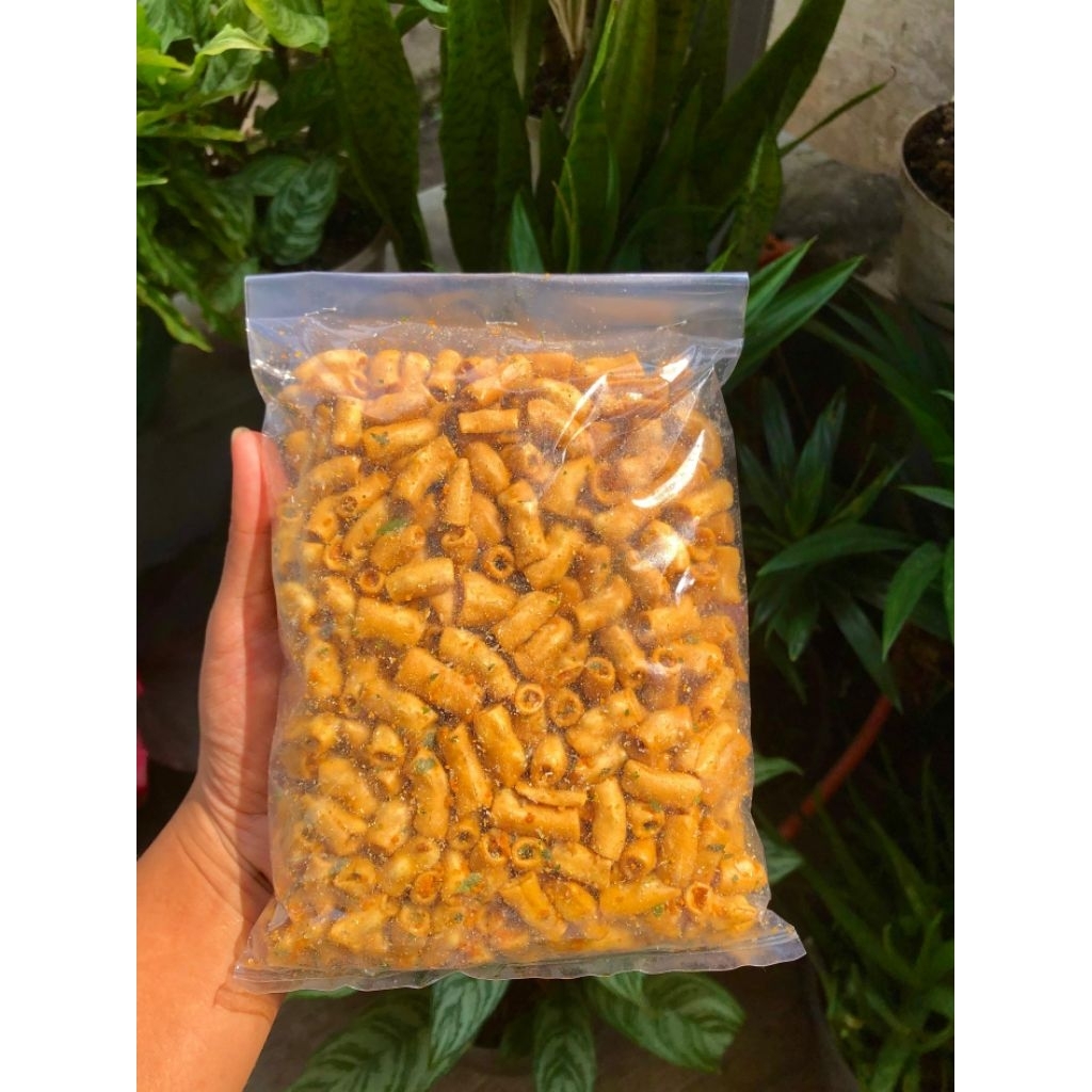 

Terlaris No.1 Seblak kering makaroni bantat kemasan 250gram rasa original daun jeruk