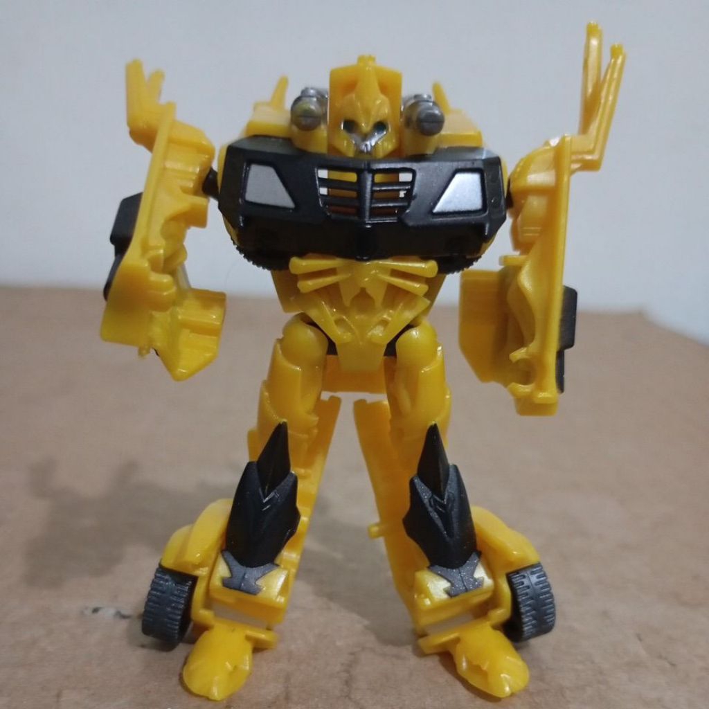 transformers legend class - bumblebee TFP