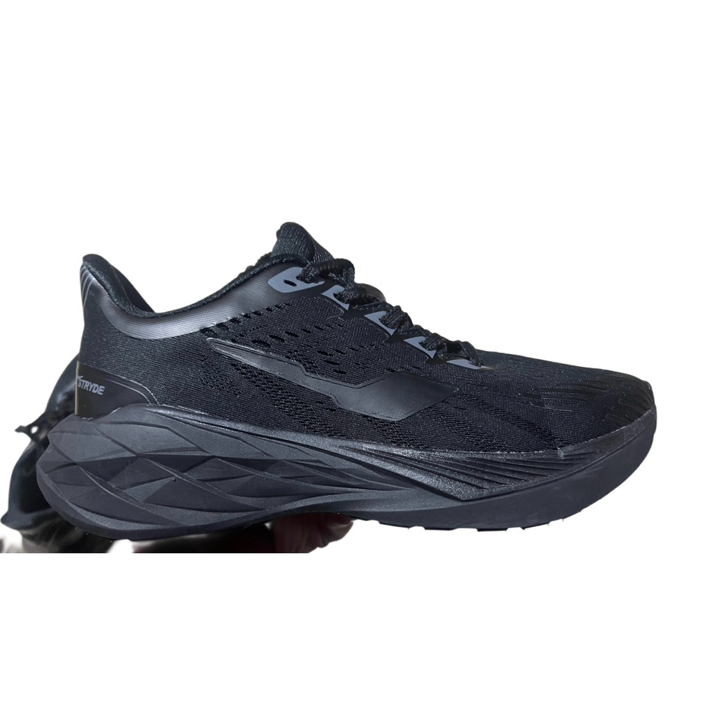 SEPATU RUNNING STRYDE Size 44