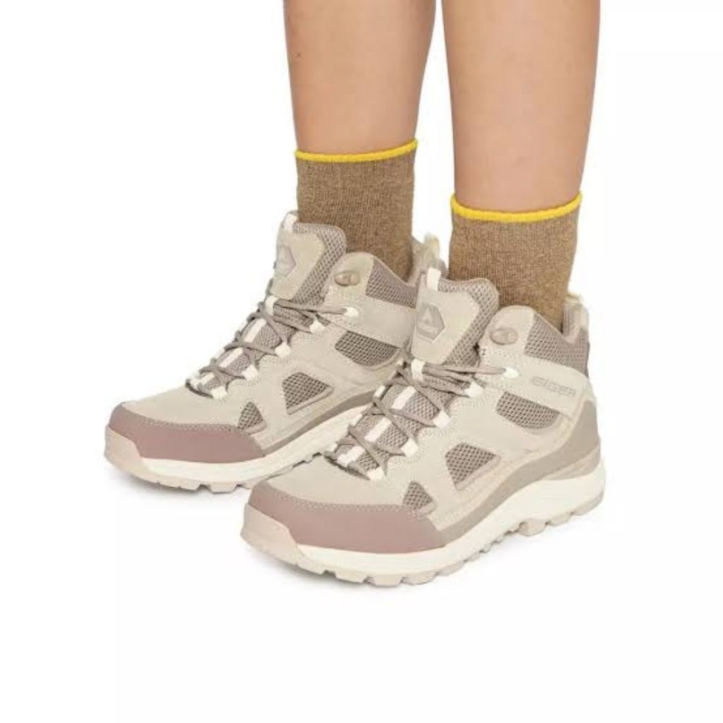 SEPATU X-TYRANNO 1.0 MID CUT SHOES