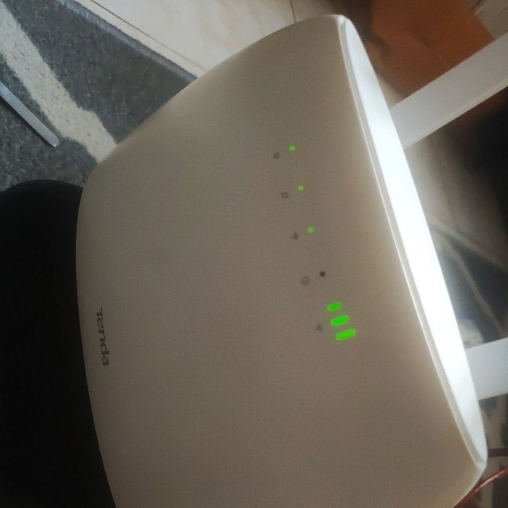 Tenda 4G03 Modem Wifi Semua Operator SIM Card