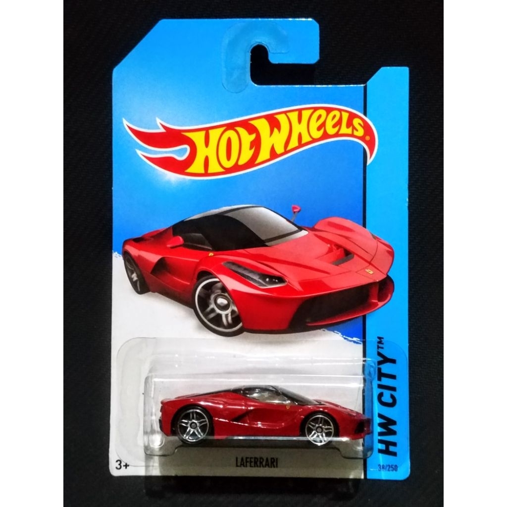 Hot Wheels Laferrari (red)