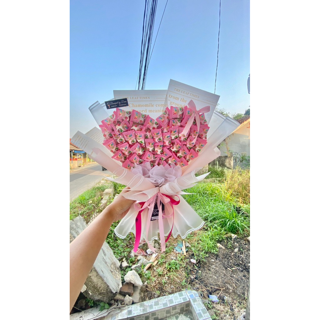 

Buket yupi love Buket snack Buket permen Hadiah ulang tahun Hadiah Wisuda Hadiah anniversarry