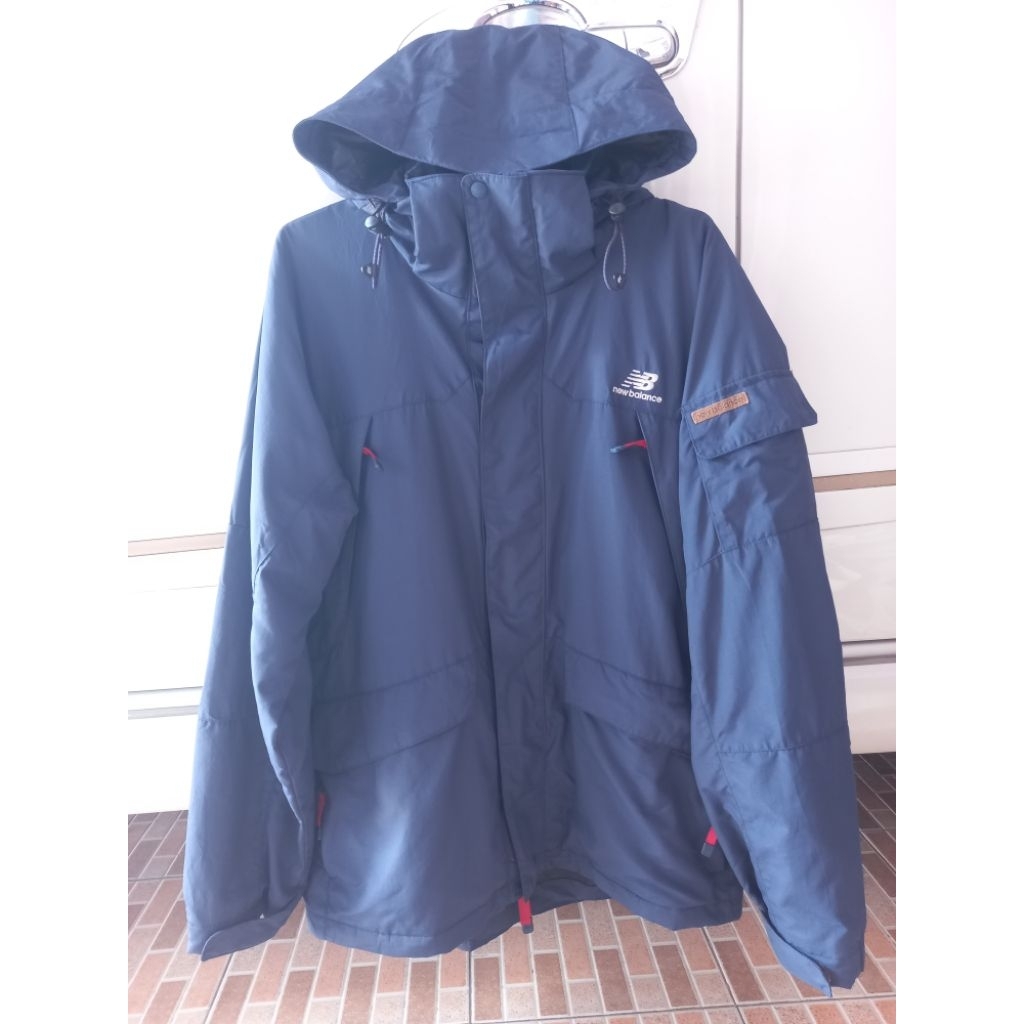 NB outdoor saku samping / gorpcore