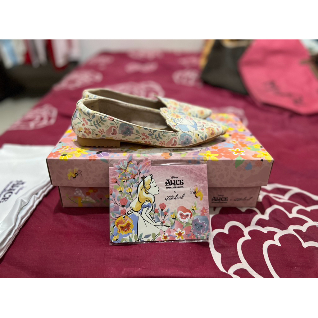 Ittaherl Alice in Wonderland