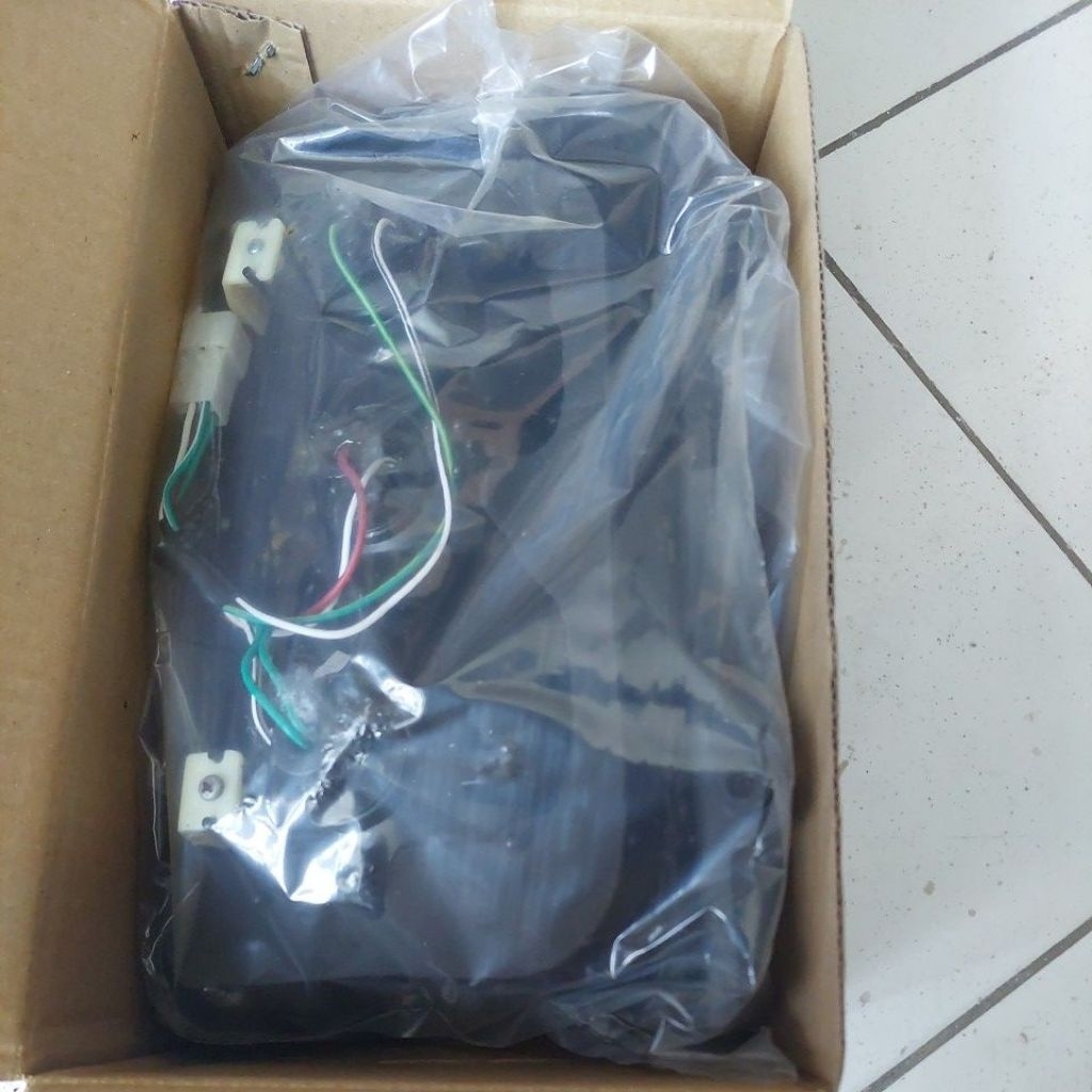 lampu stop L300 minibus