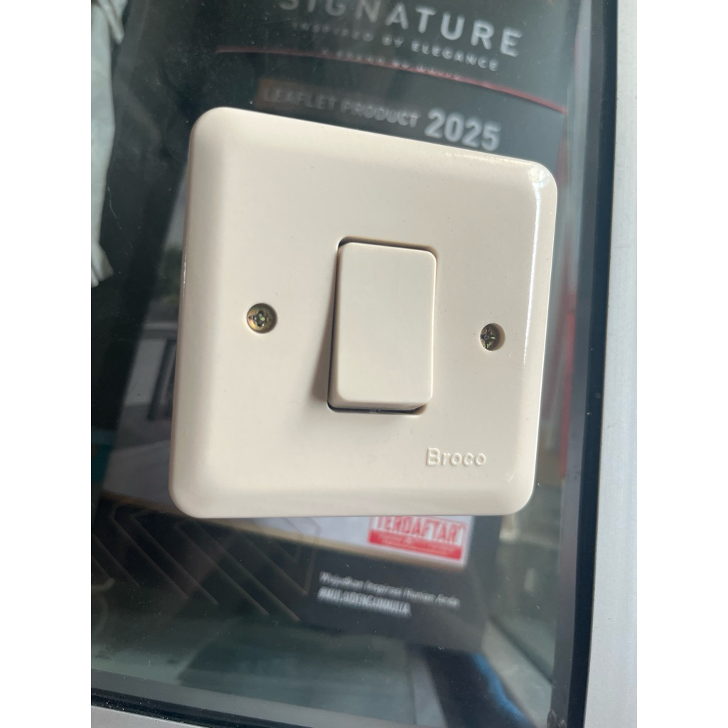 Saklar Broco Original – Saklar Listrik Dinding / Lampu Rumah – 1 Gang / 2 Gang / 3 Gang