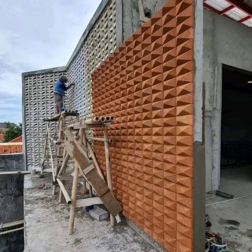 Roster tempel mozaik/tempelan dinding beton