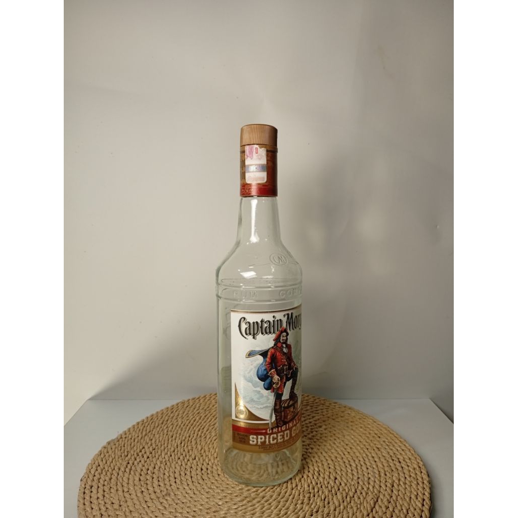 Botol Only Pajangan Hiasan Dekorasi Captain Morgan
