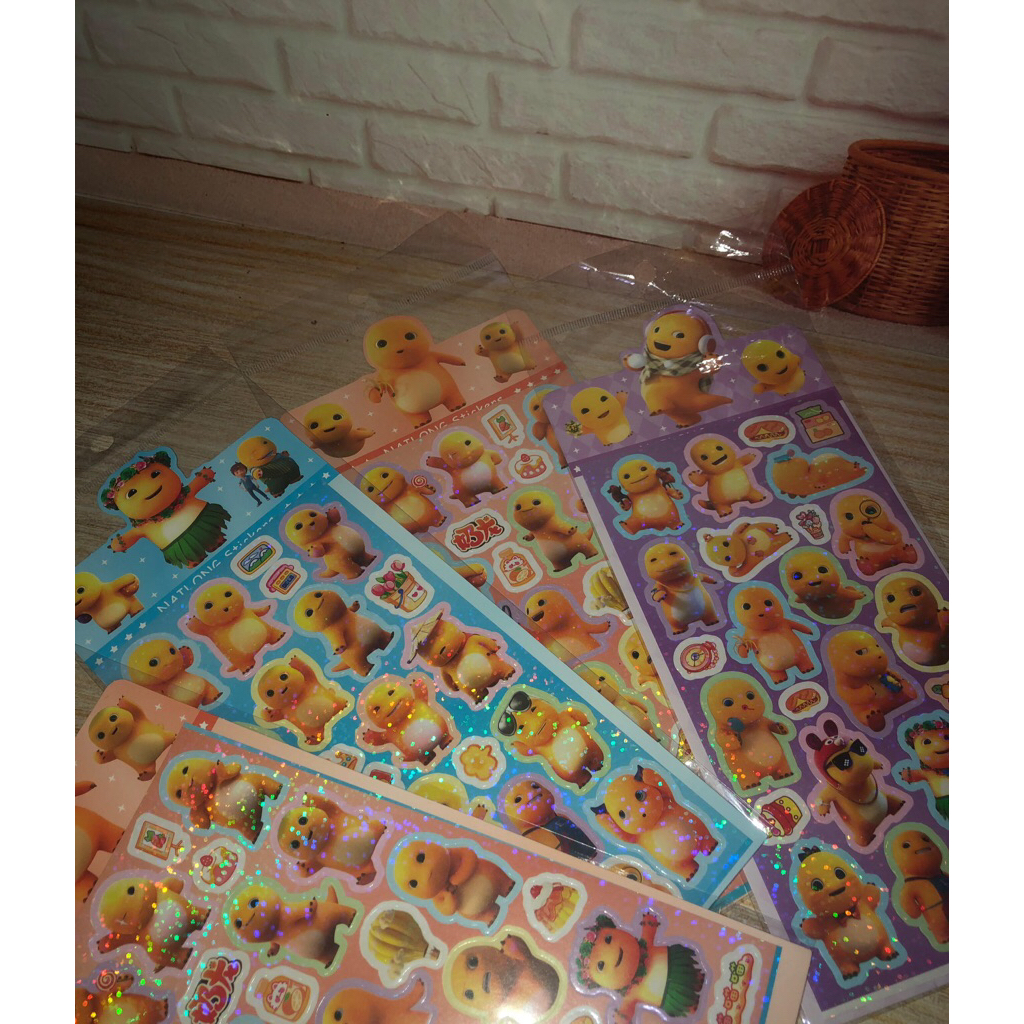

STIKER 1 LEMBAR NAILONG DINO Stiker Lucu Imut Souvenir Kado Unik